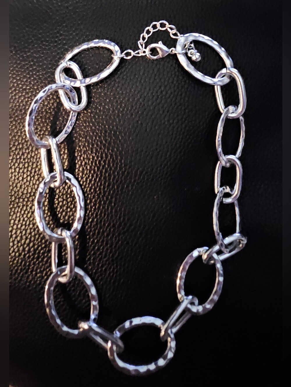 20"Chunky Silver Tone Hammered Chain Link Statement Necklace | Oval Links